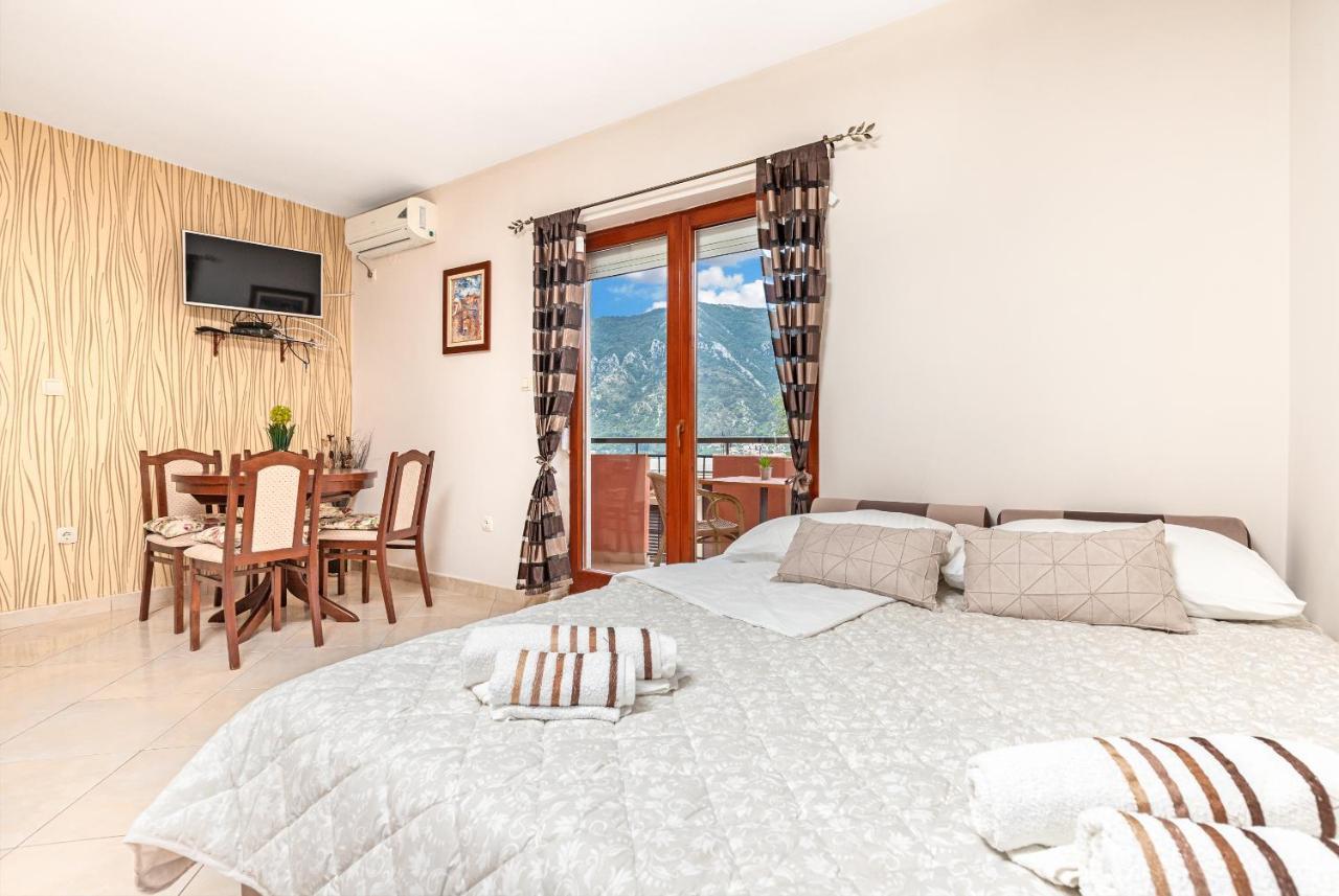 Apartments Donkovic Kotor Eksteriør billede