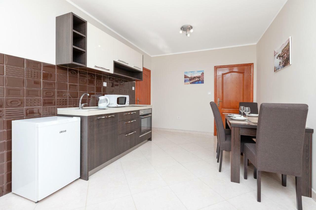 Apartments Donkovic Kotor Eksteriør billede
