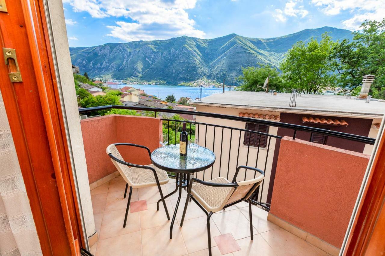 Apartments Donkovic Kotor Eksteriør billede