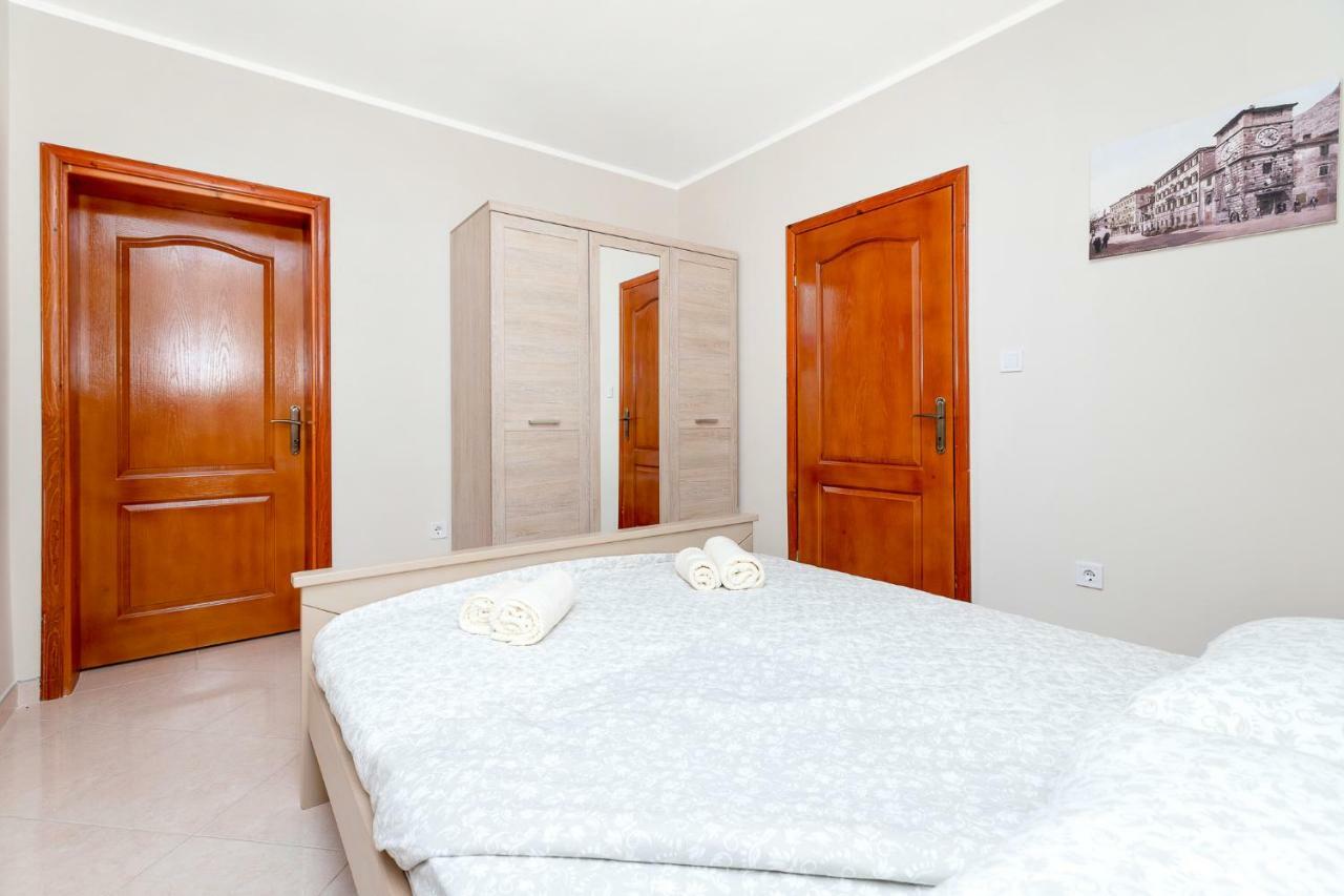 Apartments Donkovic Kotor Eksteriør billede